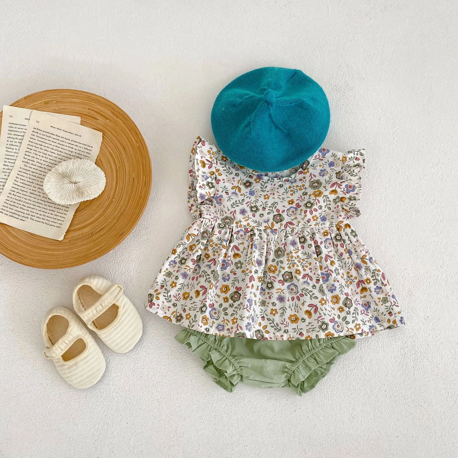 Summer Baby Girls Little Flowered Flared Sleeve Pullover Top + Bread Shorts 2-Piece Set