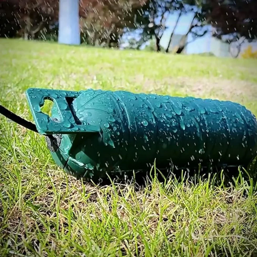 Outdoor Extension Cord Safety Cover, Heavy Duty PVC Waterproof Seal, Protect Outlets Plugs Sockets for Garden Patio Yard, Green