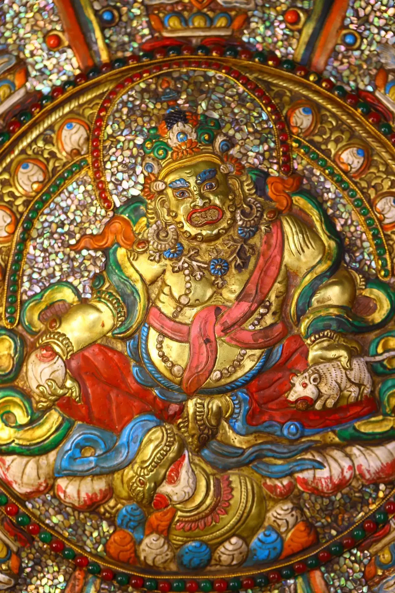 

32"Tibetan Temple Collection Old Bronze Mosaic Gem Painted Dragon Texture Yellow Jambhala Buddha Thangka Wall hanging Exorcism
