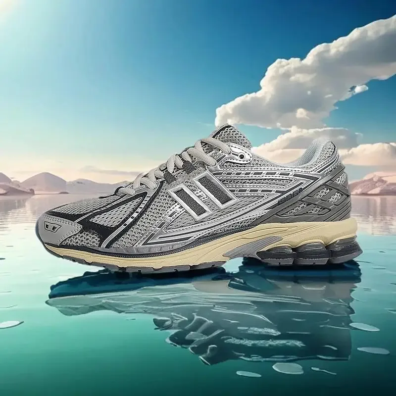 

Retro sports and casual shoes, Comfortable fashion classic running couple sneakers beggar gray, versatile