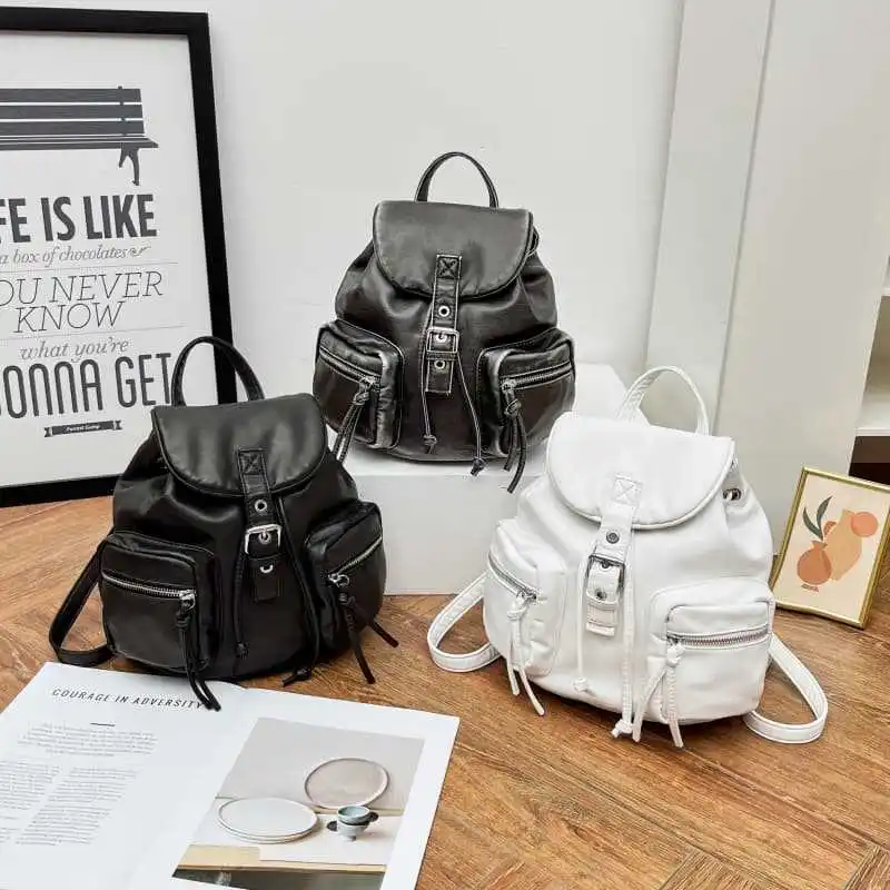 

2025 New Vintage Backpacks For Women Luxury College Student Schoolbags Y2k Gothic Travel Backapcks Soft Leather Punk Mochilas