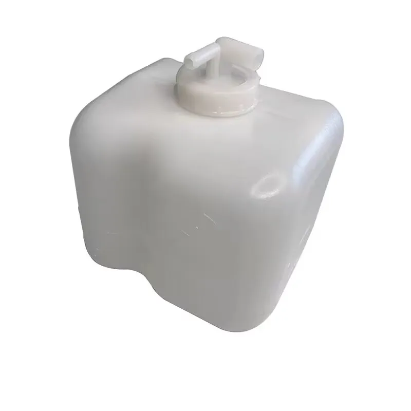 For Mitsubishi Pajero Montero MK2 V31 V32 V33 V43 Mighty Max Engine Coolant Reservoir Expansion Tank