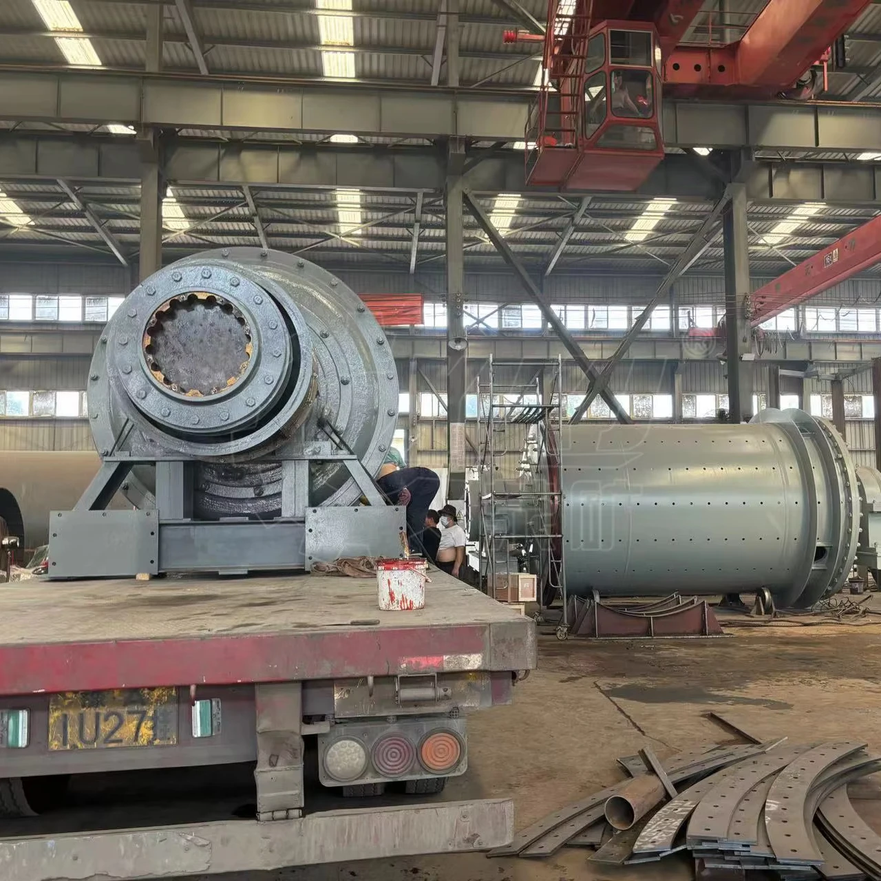 Gold Mining Equipment 900*1800 Ball Mill Machine  Engine 1tph 2tph Capacity Used Cement Copper Ore Gear Pump Included