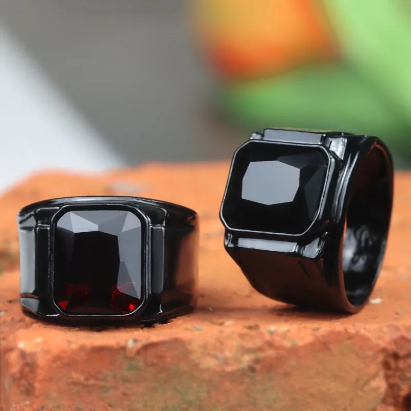 Anillo de Piedras Preciosas Cuadradas en Oro Negro para Hombre, Anillo de Sello Vintage con Cristales Rojos y Negros, Joyería Punk Gótica para Motociclistas, para Uso Diario