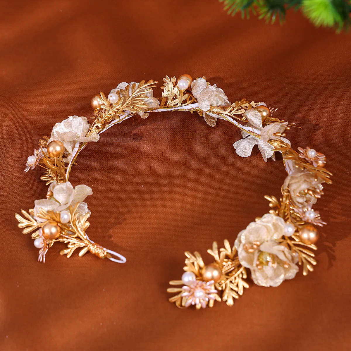 Handmade falso pinho Cone Headpiece, Simulado árvore cedro Headband, Ouro simulado flor