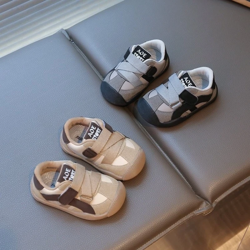 

2026 Spring New Sneakers Kids Retro Versatile Boys' Casual Shoes Comfort Anti Slip Baby First Walkers Simple Girls' Sports Shoes