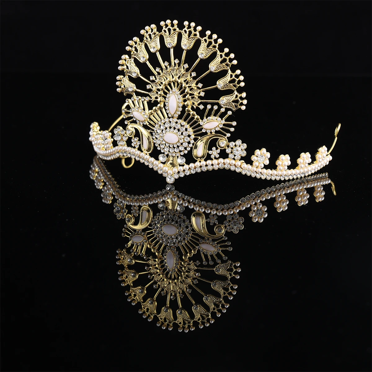 

A Luxurious Golden Arabian Lady's Crown in The Shape Of a Flower And Inlaid With Pearls As a Wedding Accessory For Women