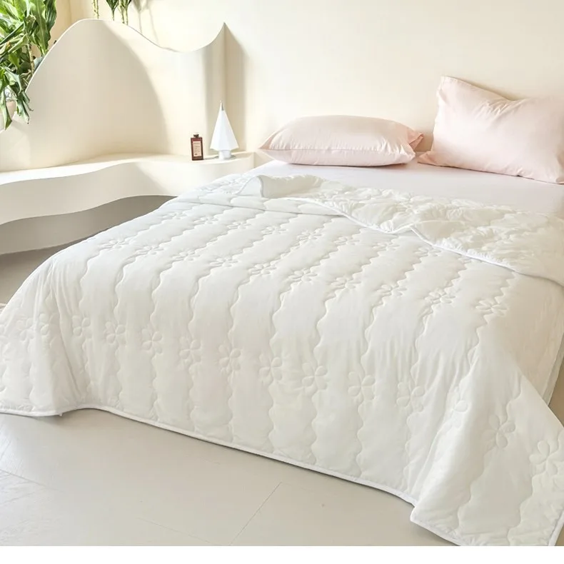 

New minimalist summer blanket New Cool Silk Summer Quilt Summer Air Conditioner Quilt Solid Simple Japanese Style with edge