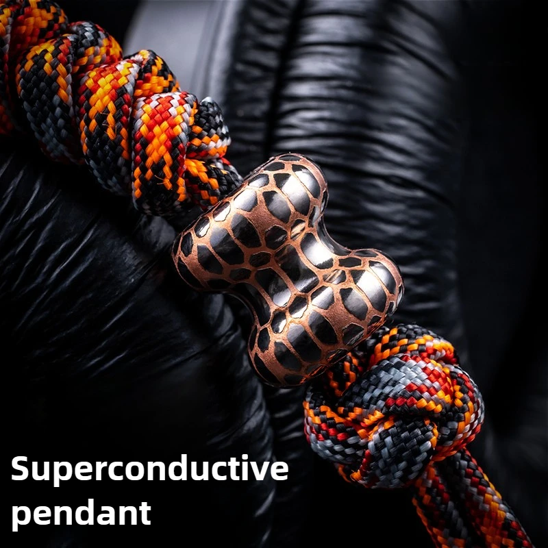 Smiley Superconductor Knife Pendant Edc Pendant Charm Umbrella Rope Pendant Tail DIY Accessory Gift