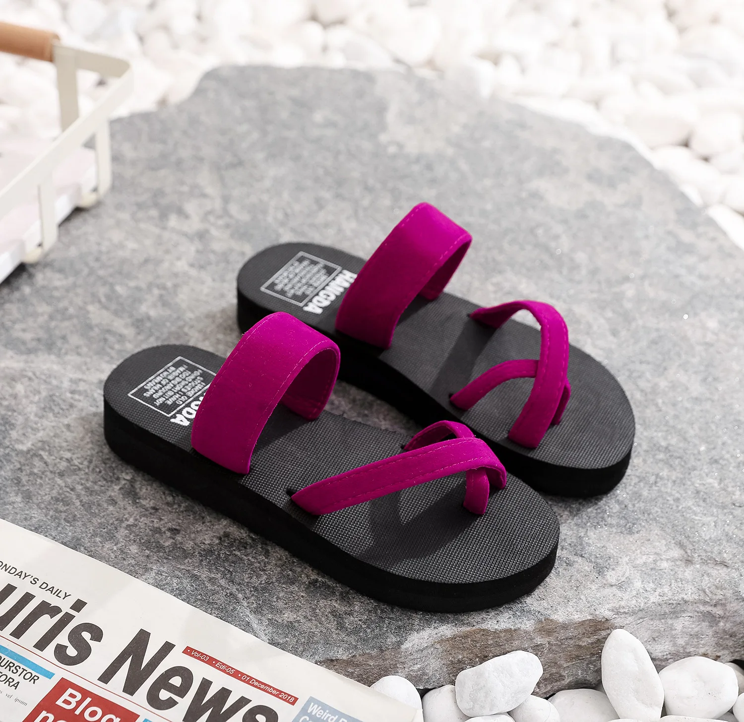 Fashion Women Slippers Shoes Retro Summer Flip Flops Casual Slippers Flat Sandals Ladies Beach Open Toe Flat Slippers Slides