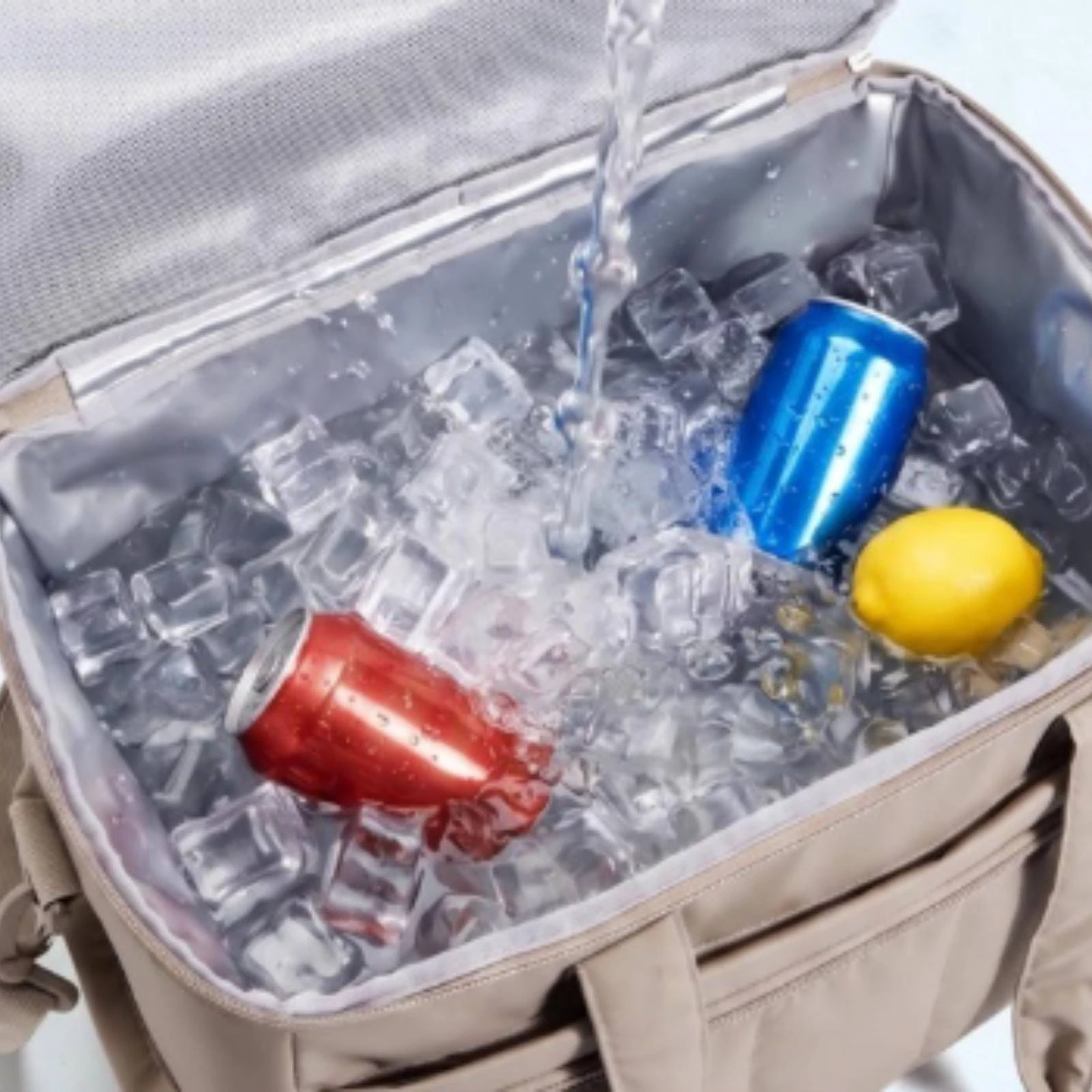 Insulated Cooler Bag Sturdy Cooler Bag with Shoulder Strap Large Capacity Spacious for Picnics, Beach Days