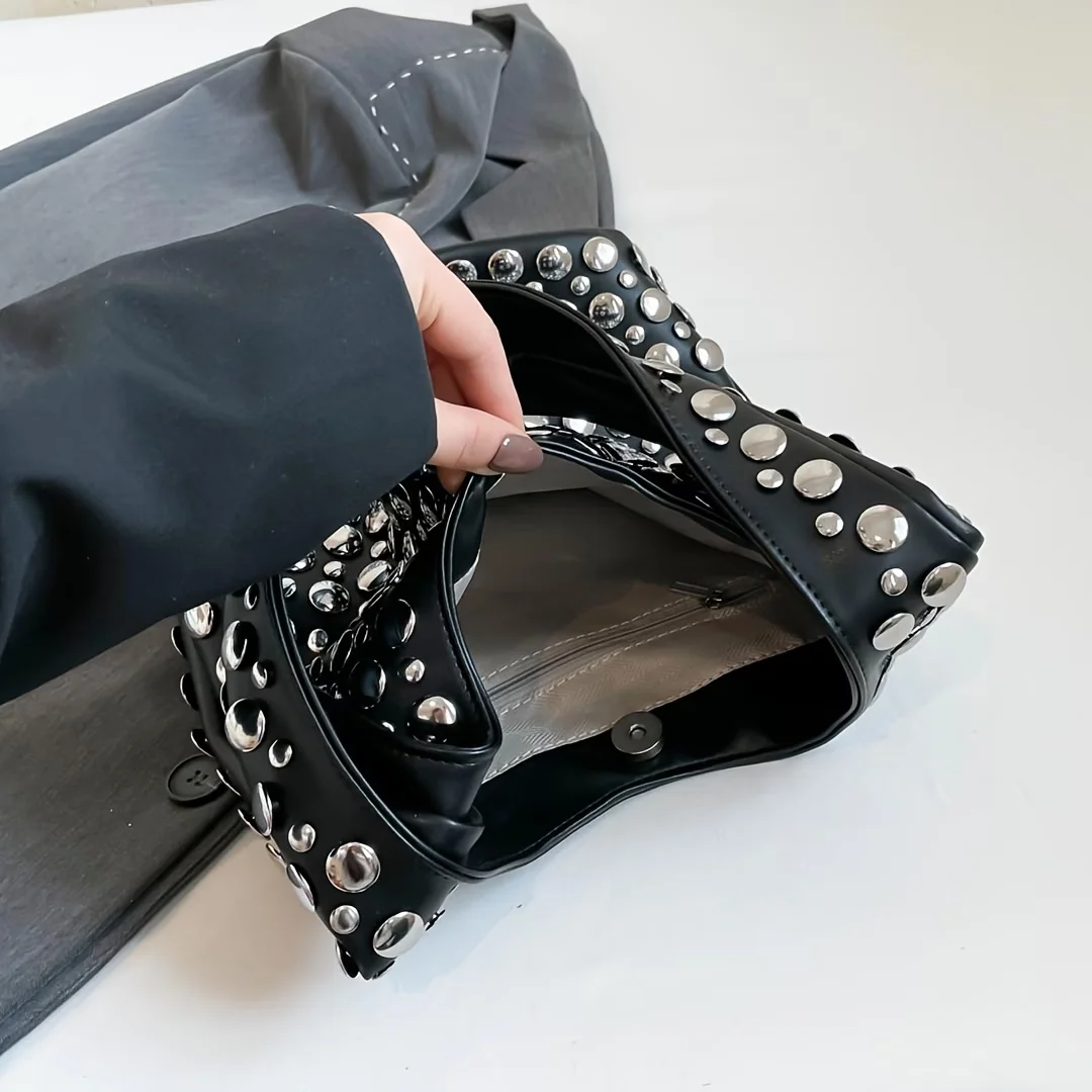 European& American Punk Style Heavily Embellished Double-Sided Round Riveted Inlaid Trendy Niche Luxury Bucket Bag