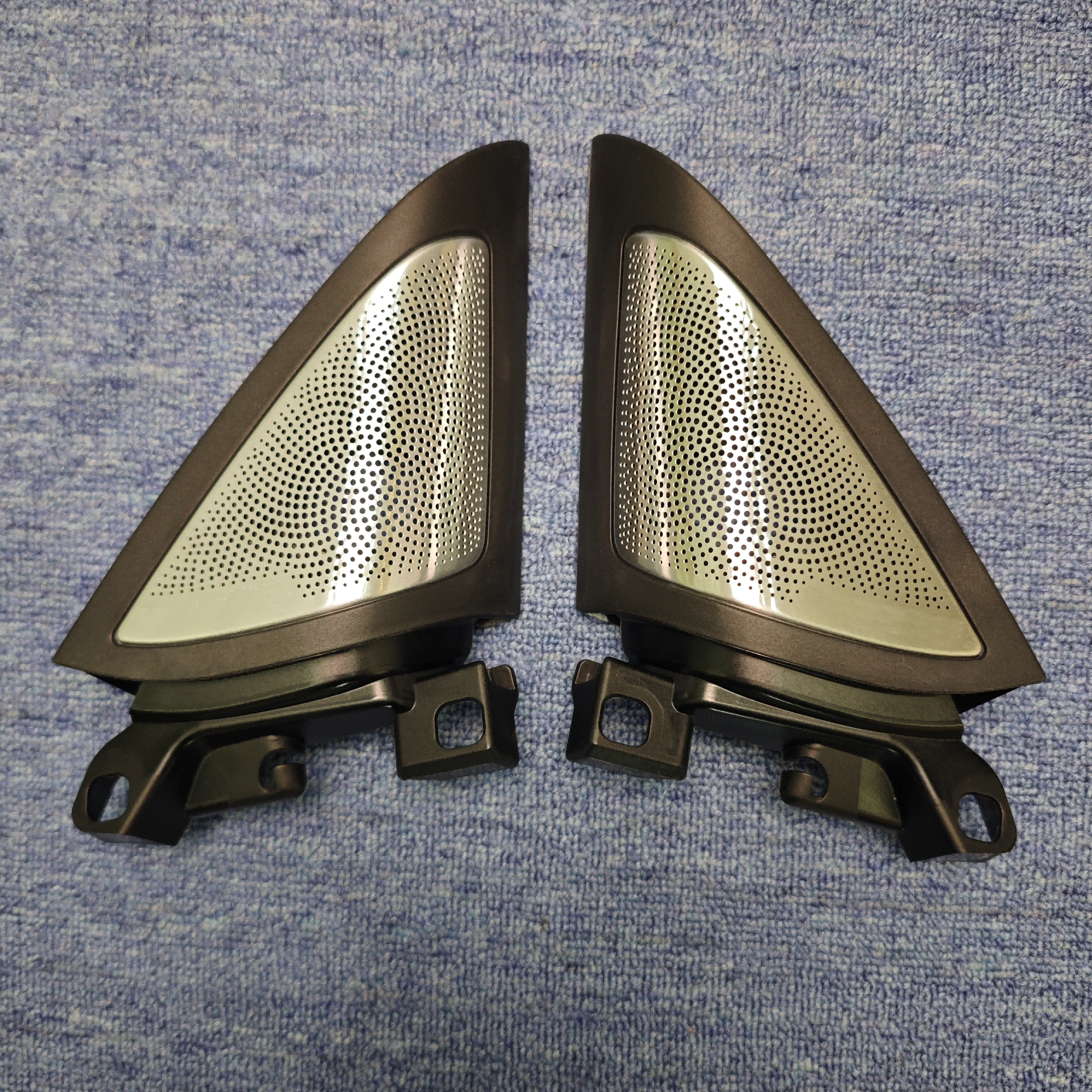 Triangular door silver metal high-end decoration Tweeter LED Cover For bmw G22 G23 G26 G82 Car Horn glow Audio kit Speaker refit