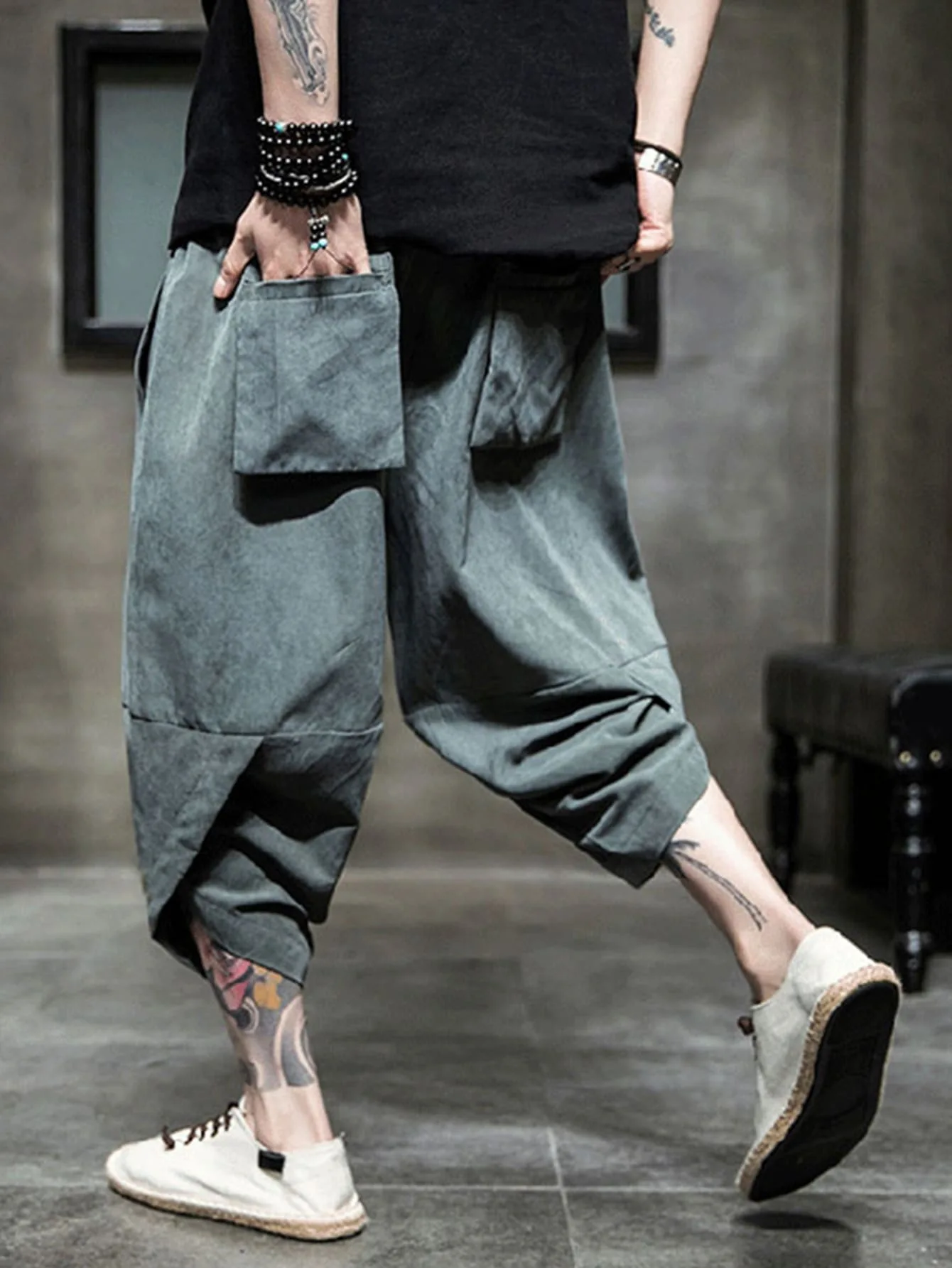 Men's Solid Color Casual Seven-Eighths Pants Comfortable Fit Fashion Design Versatile Stylish Daily Wear