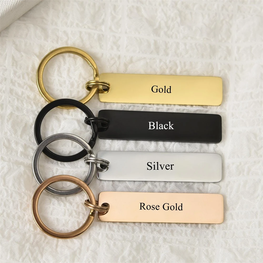 Engraved Logo Date Bar Keychai - огляд і ціна Men'S Fashion Gold Chain
