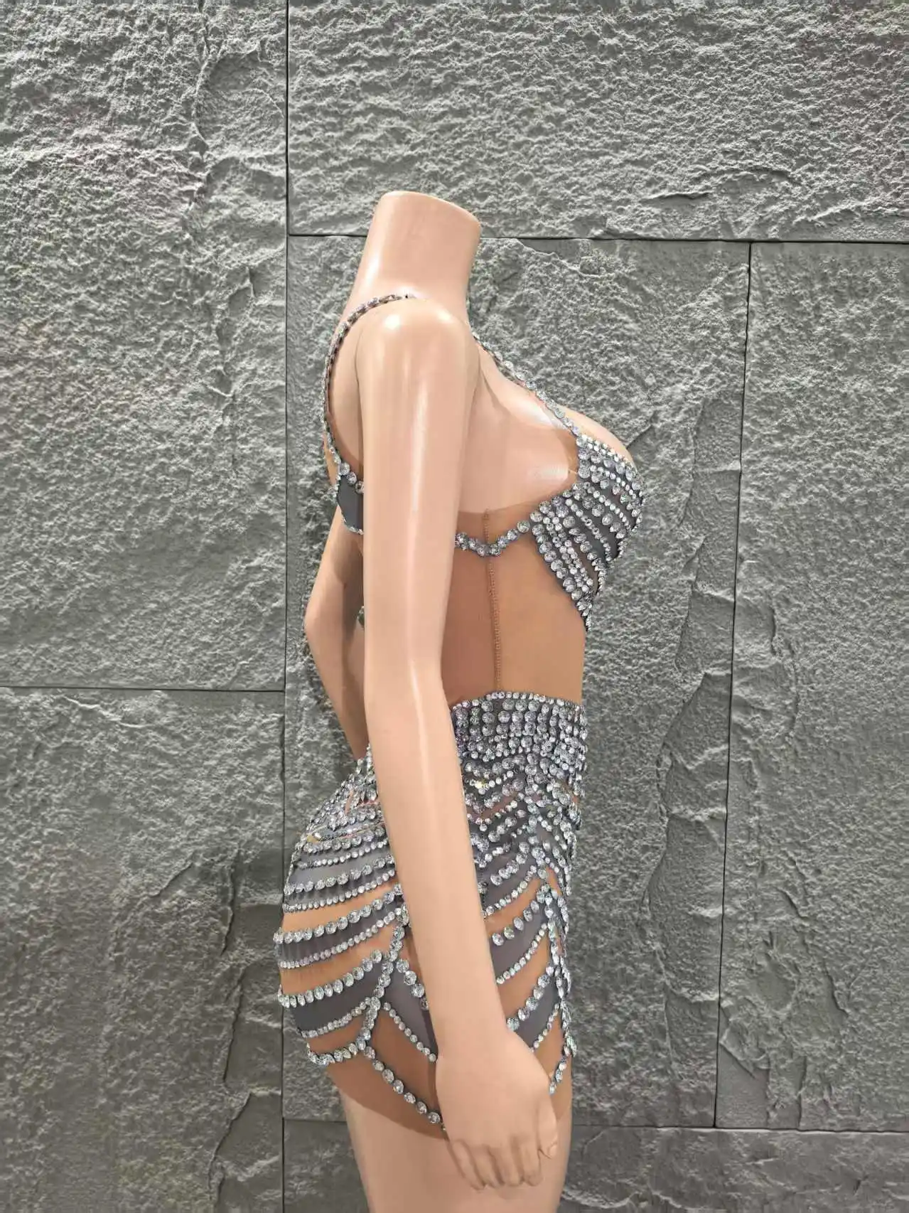ساطع كريستال المرأة بلا أكمام مثير شبكة انظر من خلال Bodycon فستان قصير احتفال ملهى ليلي حفلة بار المغني المرحلة ارتداء