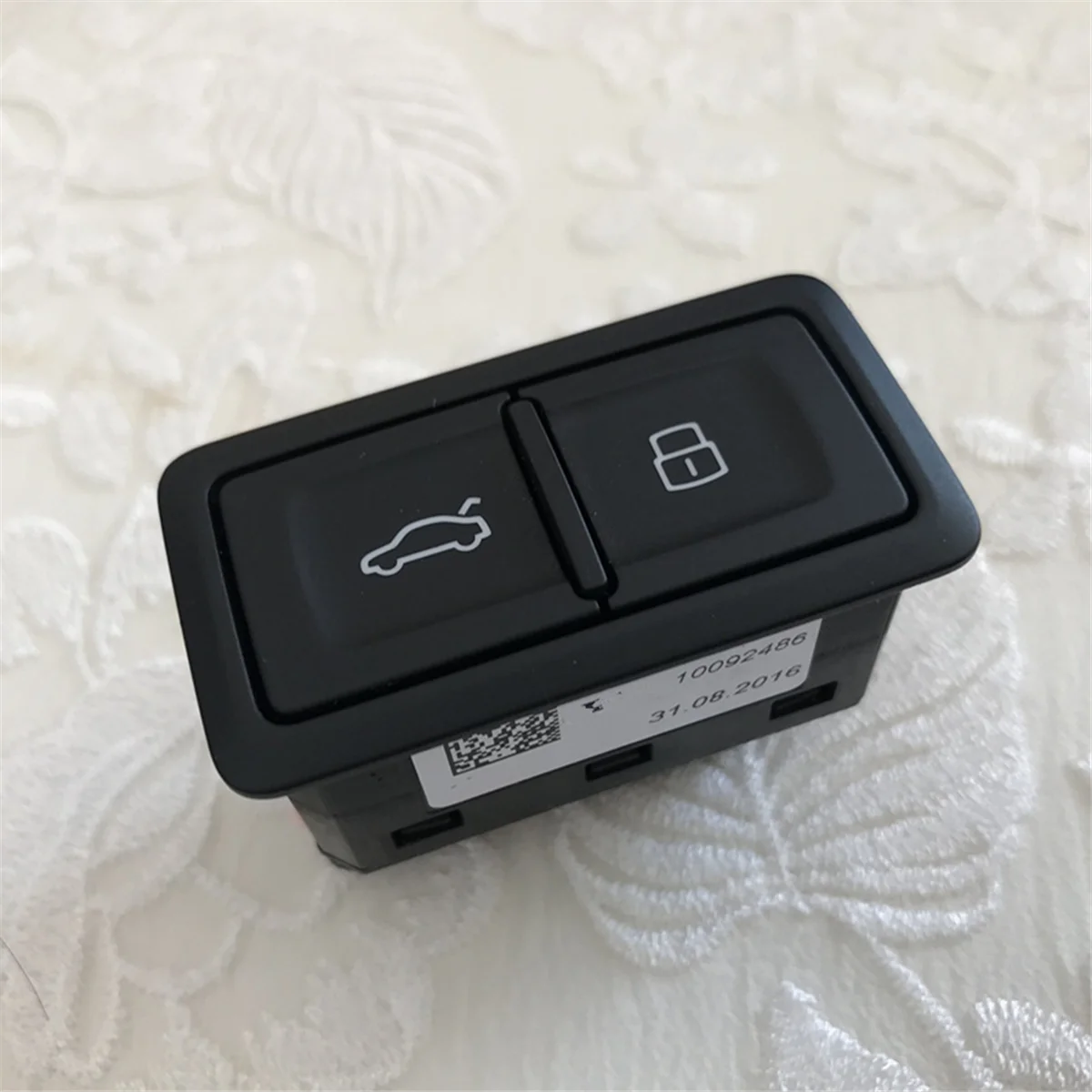 Botão elétrico do interruptor de bloqueio do porta-malas 4G0 959 831 D para Audi A4 B9 Q7 Q2 A5 Coupe 2016-2017
