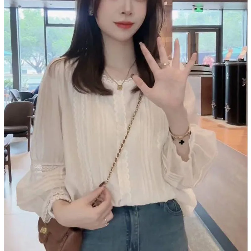 2023 New Autumn Fashion High Grade Small Shirt Top Temperament Casual Women's Lantern Sleeve Lace Lace Long Sleeve Shirt