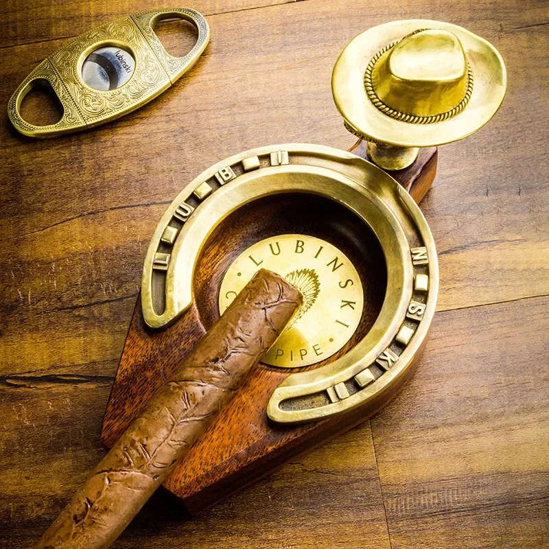 

LUBINSKI Cigar Ashtray Holder Is A Vintage and Classic Home Ornament Made of Copper with A Pineapple Lattice Wood Design