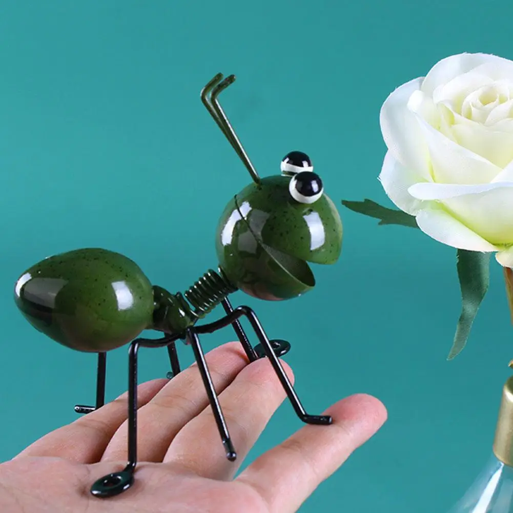 Metal Ants Garden Decoration, Fence Lawn Bedroom Living Room Hanging Wall Decoration, 3D Sculpture Ants Art Decoration Ornament