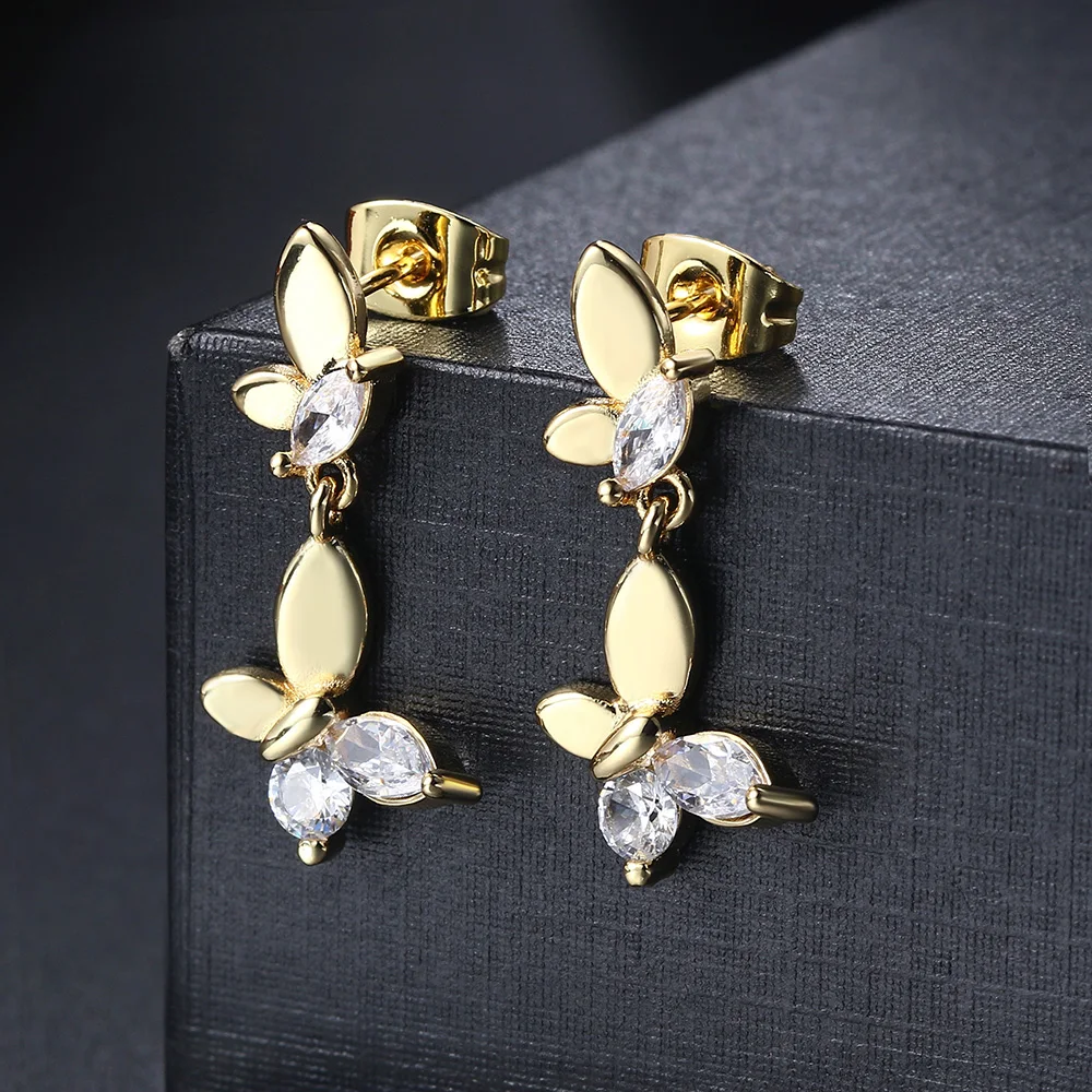 Aesthetic Korean Fashion Butterfly Earrings Women Gold Color Drop Ear Rings Zircon Jewelry Lobe Accessories Wholesale Gifts E425