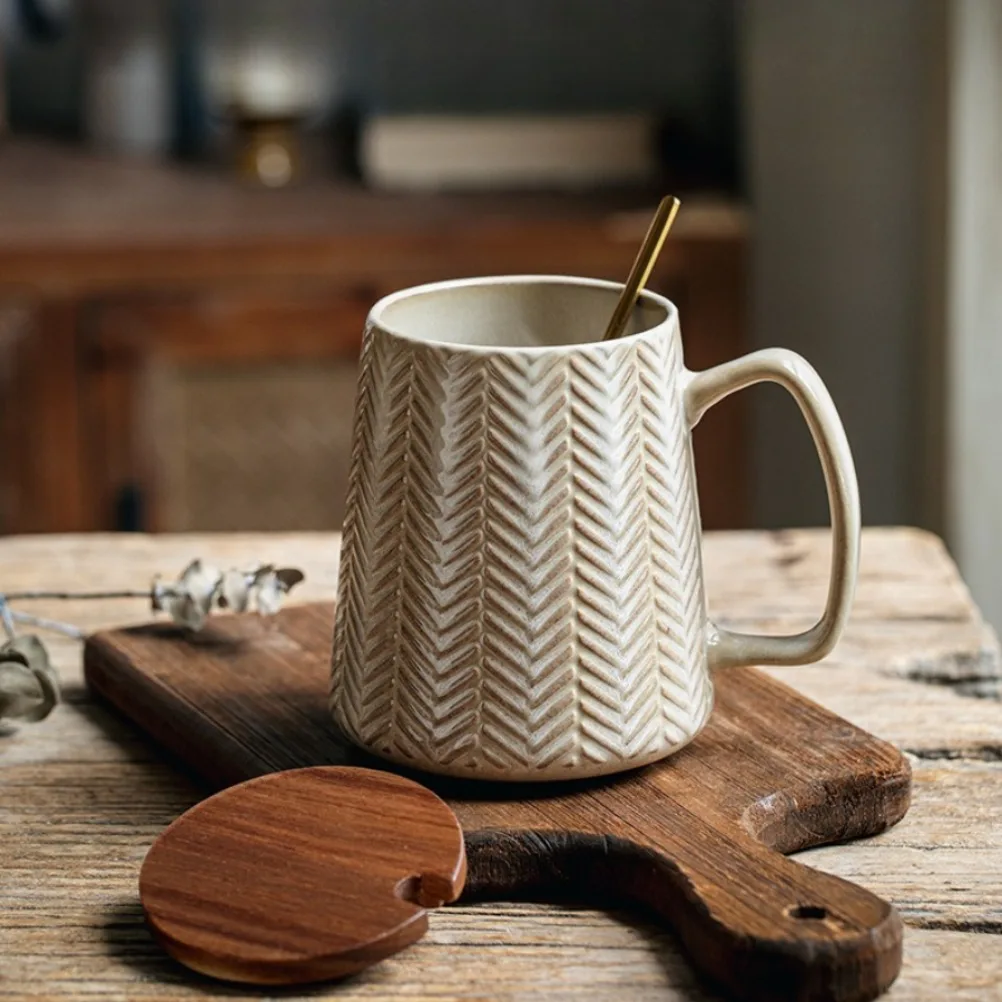 Vintage Relief Coffee Cup 760ml High-capacity Drinkware Ceramic Mug Spoon with Lid Household Water Cups Fathers Day Gift