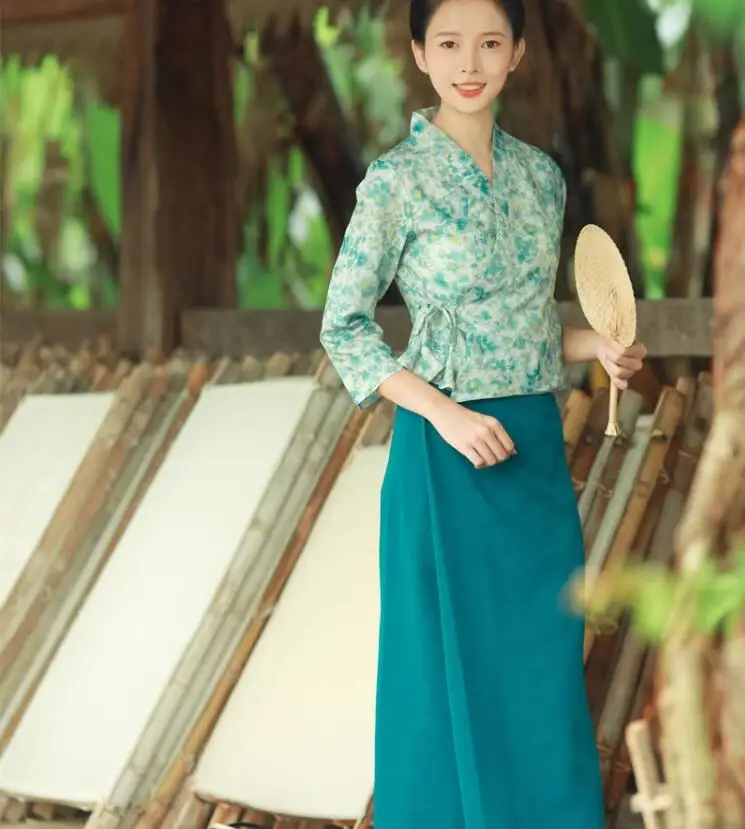 Chinese Dai Ethnic Women's Fresh Ethnic Clothing Southeast Asian Clothing