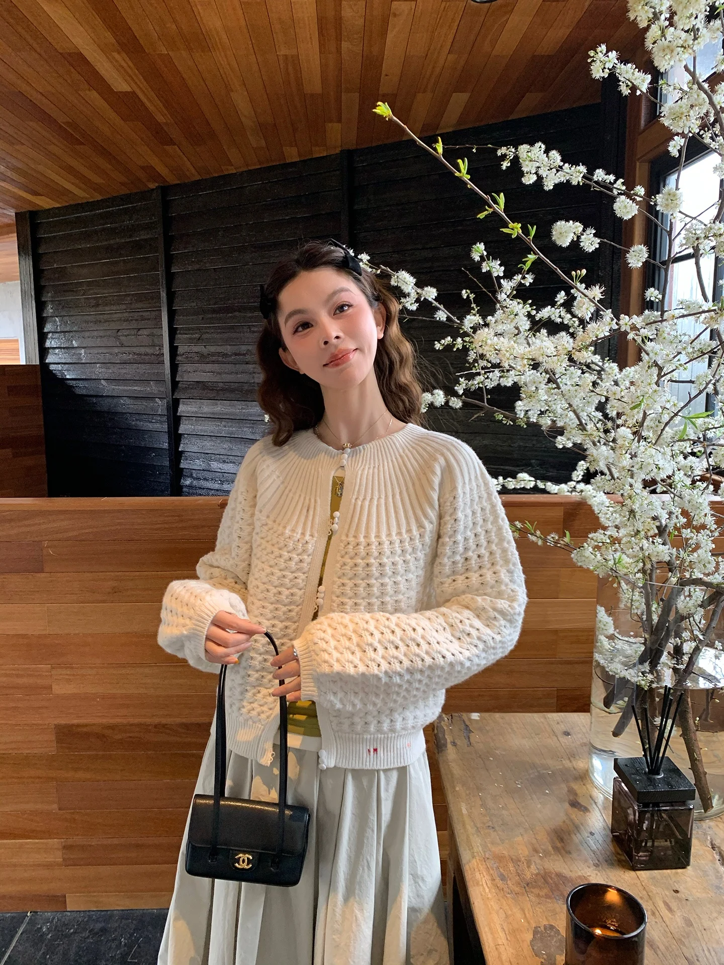 

Le Rouge Women's Soft Spring Knitted Cardigan Full Wool Hollow out Lantern Sleeve Open Front Retro Style Straight Cut Long Sl...