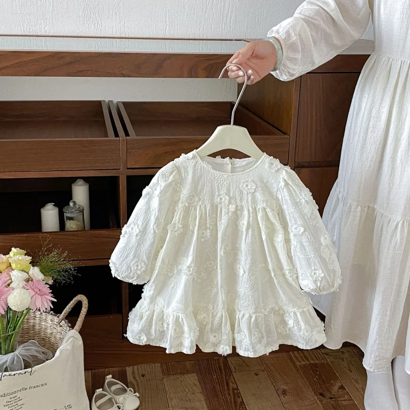 2026 Autumn 1-6Y Baby Girls Dress Floral Puff Long Sleeves Embossed Flower Cotton Kids CLothes Lined Elegant Princess Kids Dress
