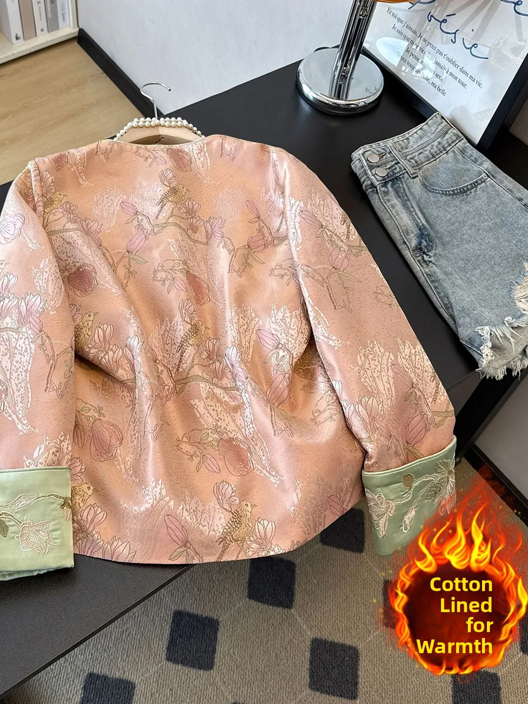 

New Chinese Sle Embroidered Cotton Jaet Warm Coat with Stand Collar Long Sves And Button Cuffs Thiened Straight Cut