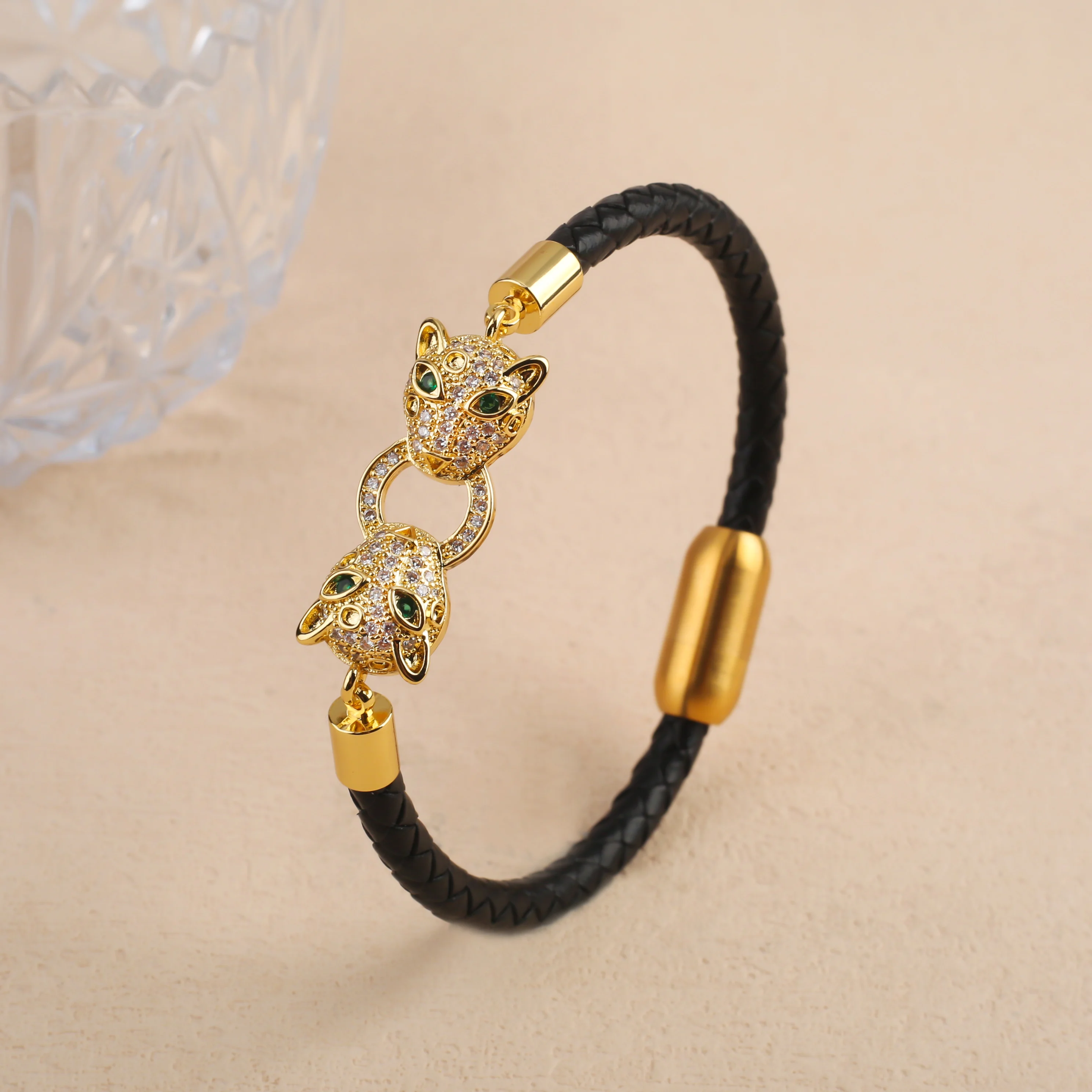 Bully Animal Style Leopard Head Braided Leather Rope Bracelet Fashion for Man Woman Stainless Steel Zirconia Jewelry Daily Wear