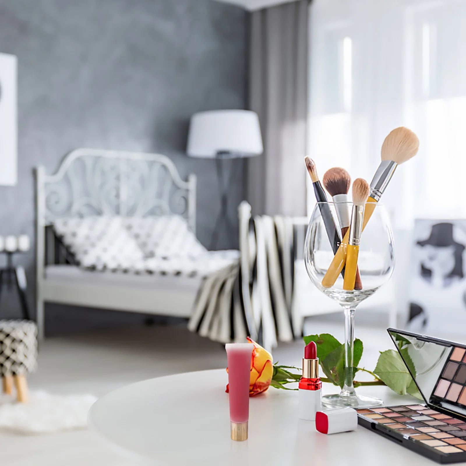 

50Pcs Clear Lip Balm Tubes Plastic Empty Squeeze Travel Containers Leakproof Lip Gloss Storage 15ml Container