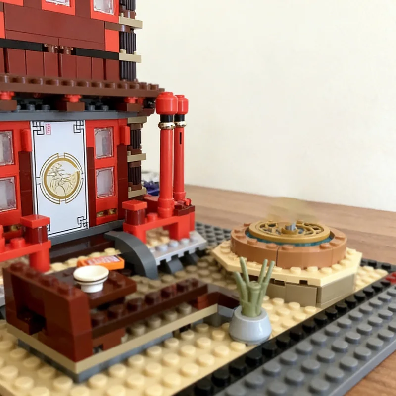 Popularny model anime MOC z klocków konstrukcyjnych, starożytny architektoniczny tempel, modułowa technologia, prezenty świąteczne, zestaw do składania dla dzieci.