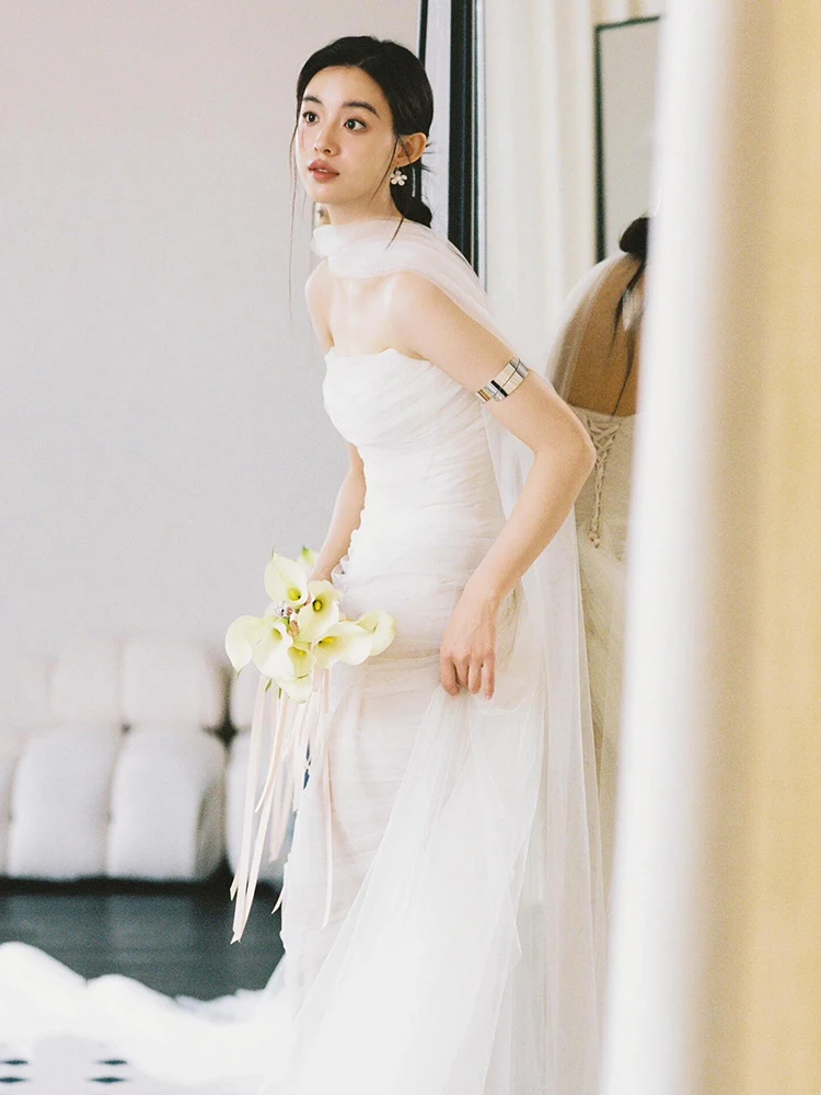 Elegant Simple Bridal Gown 2026 New Style White Off-Shoulder Wedding Dress with Train Fish-Tail Design for Outdoor Entrance