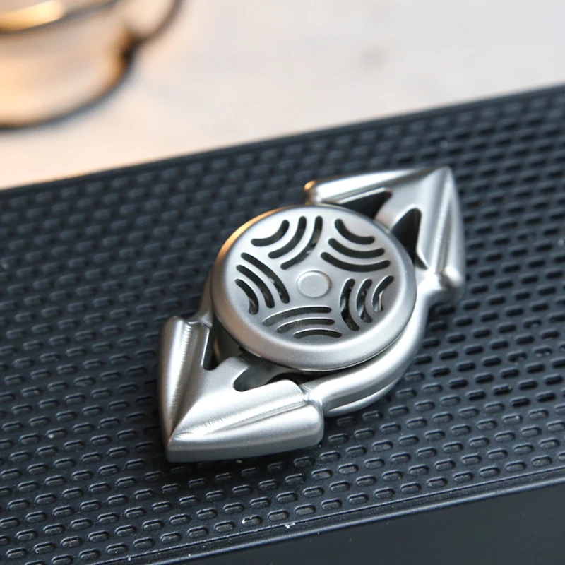 EDC Trident Fidget Spinne voor Volwassen Angst Relief Gyroscoop Spinner Metalen Stress Fidgets Volwassenen Speelgoed Bureau Voor Volwassen Gift