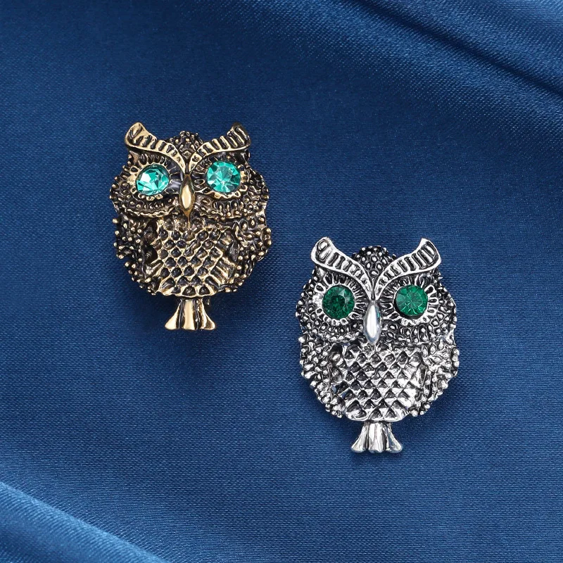 Exquisite Green Eyes Owl Brooch Enamel Rhinestone Animal Pin Men and Women Party Jewelry Gift Accessories Banquet Badges