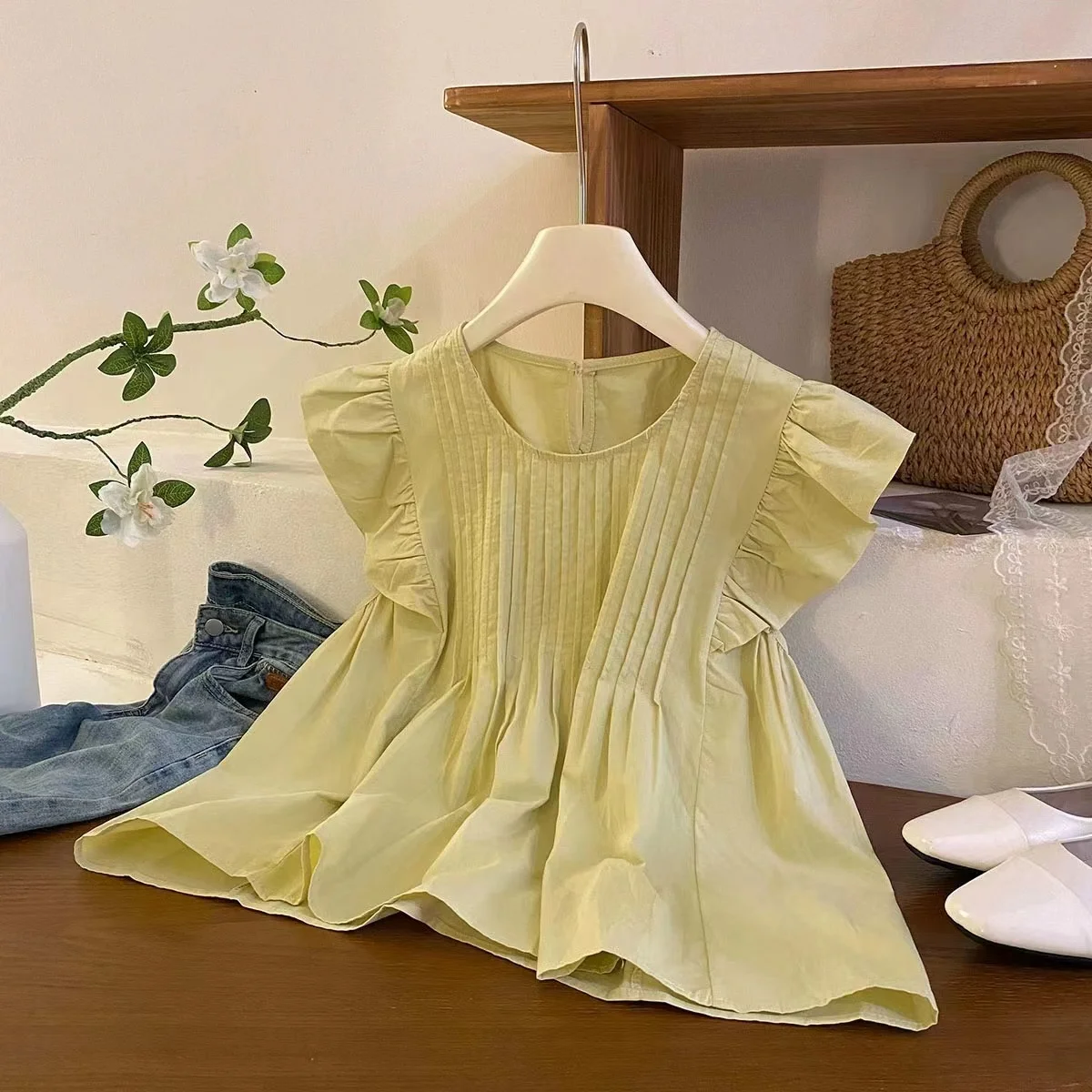 2024 Summer Ruffled Sleeveless Woman Shirt Elegant Korean Pleated Cotton Blouse Women O Neck Solid Casual Tops Loose Blusas