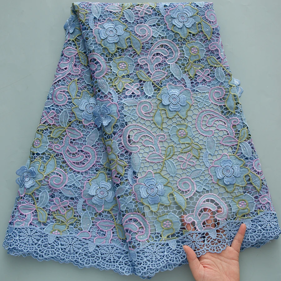 Afrikanischer Guipure-Kordel-Spitzenstoff, kompliziertes Blumenmuster, zarte Stickerei, ausgehöhlte ethnische Vintage-Spitze für Hochzeitskleid