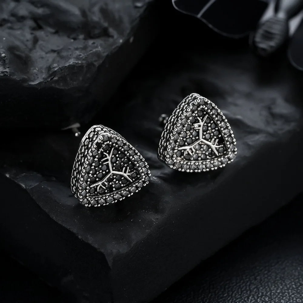 Fashion Trend Triangular Earrings - Elegant and Versatile Accessories for Women