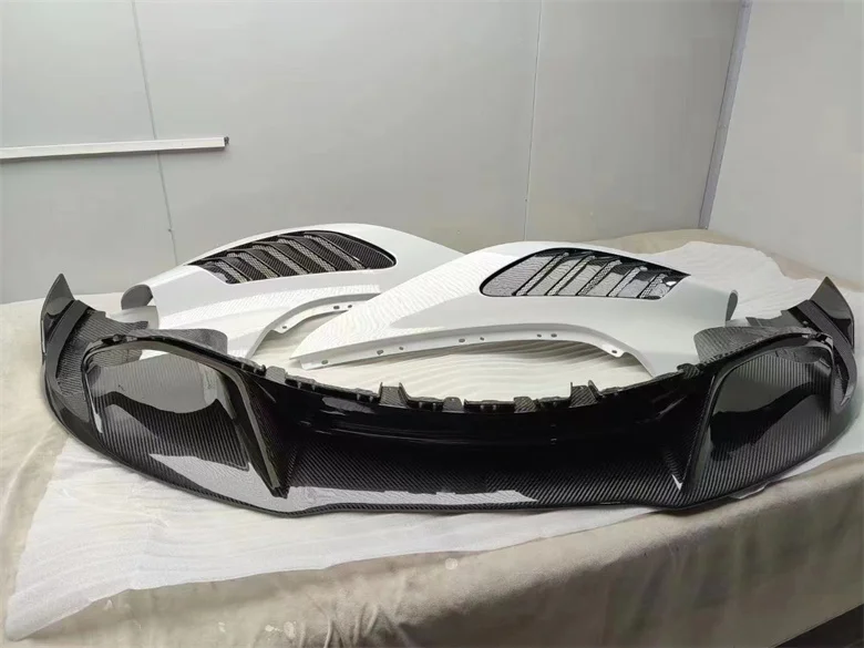 720s High-gloss Carbon Fiber V-style Front Lip Spoiler Rear Lip Rear Diffuser Side Skirt Tail