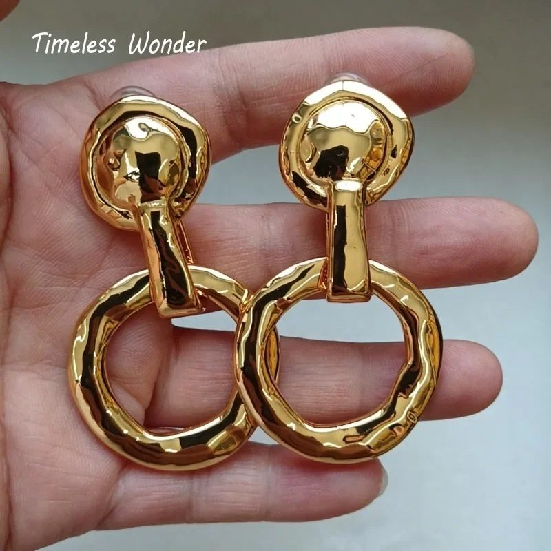 Timeless Wonder Retro cutout Geo Clip on Earrings for Women Designer Jewelry Runway Gift Brincos Vintage Trendy Top Rare 7263