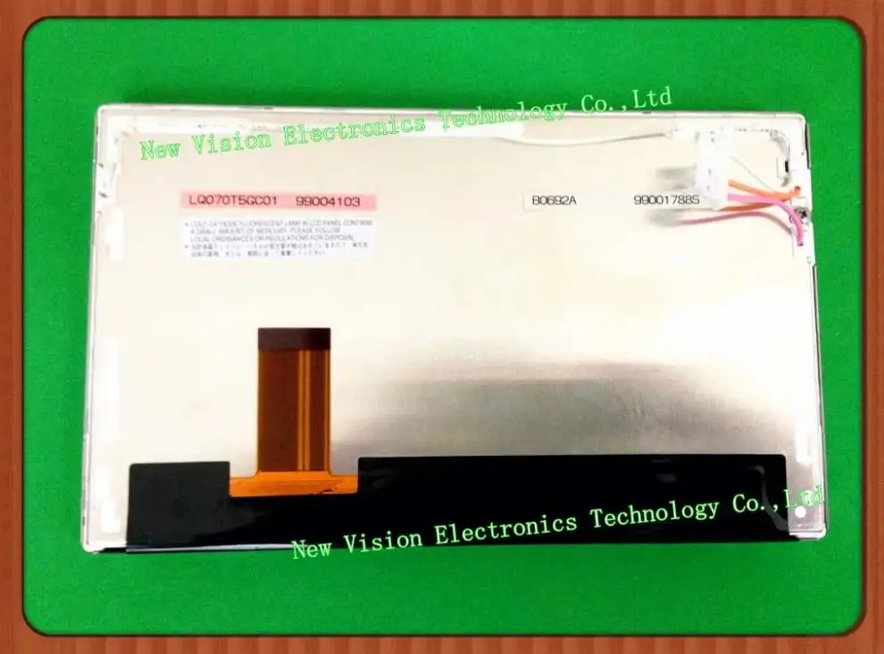 

LQ070T5GC01 LQ070T5GA01 Original A+ Grade 7 inch LCD Screen Display for Toyota Camry & Venza Display for Sharp