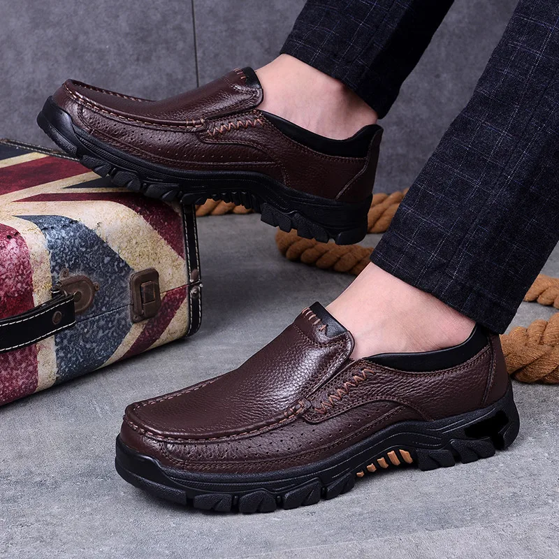 New Men Casual Shoes Soft Cow Leather Men Loafers Fashion Breathable Outdoor Walking Shoes Plus Size Slip on Black Driving Shoes