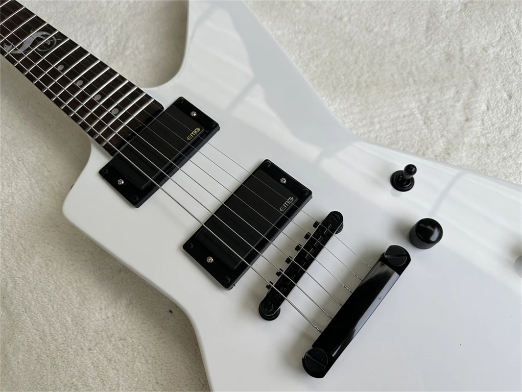 ESP Snakebyte Electric Guitar Active Pickups White Color Solid Body Rosewood Fingerboard High Quality Guitar