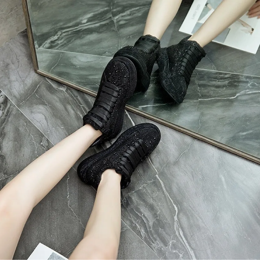 Fashion Sneakers Women Trend 2022 New Spring Autumn Platform Lace Up Rhinestone Women Casual Shoes Fashion Shiny Ladies Shoes