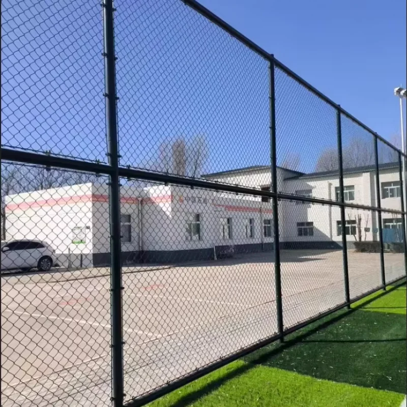 Custom.Stadium سياج شبكي سلكي مقاوم للتآكل ومتين ومرن للغاية