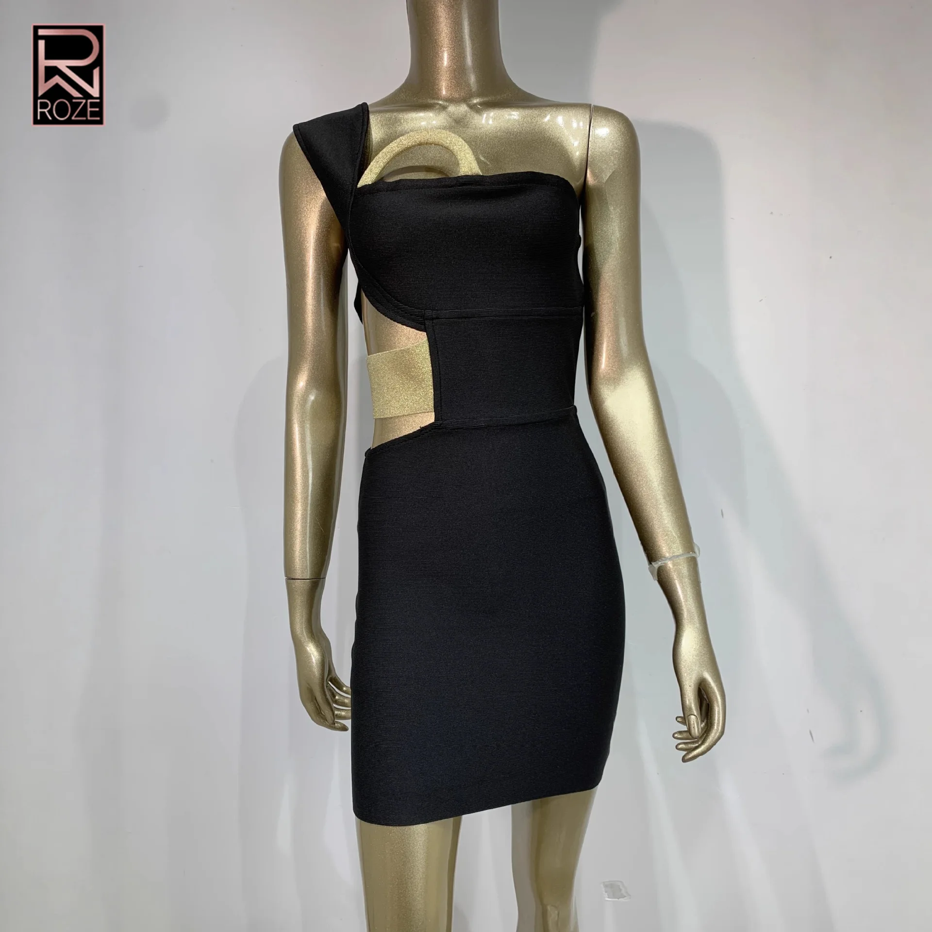 ROZE 2026 Tendências Preto Bandagem Mini Vestido de Um Ombro - Recorte Ouro Acento Feminino Festa/Data/Club Vestido de Noite
