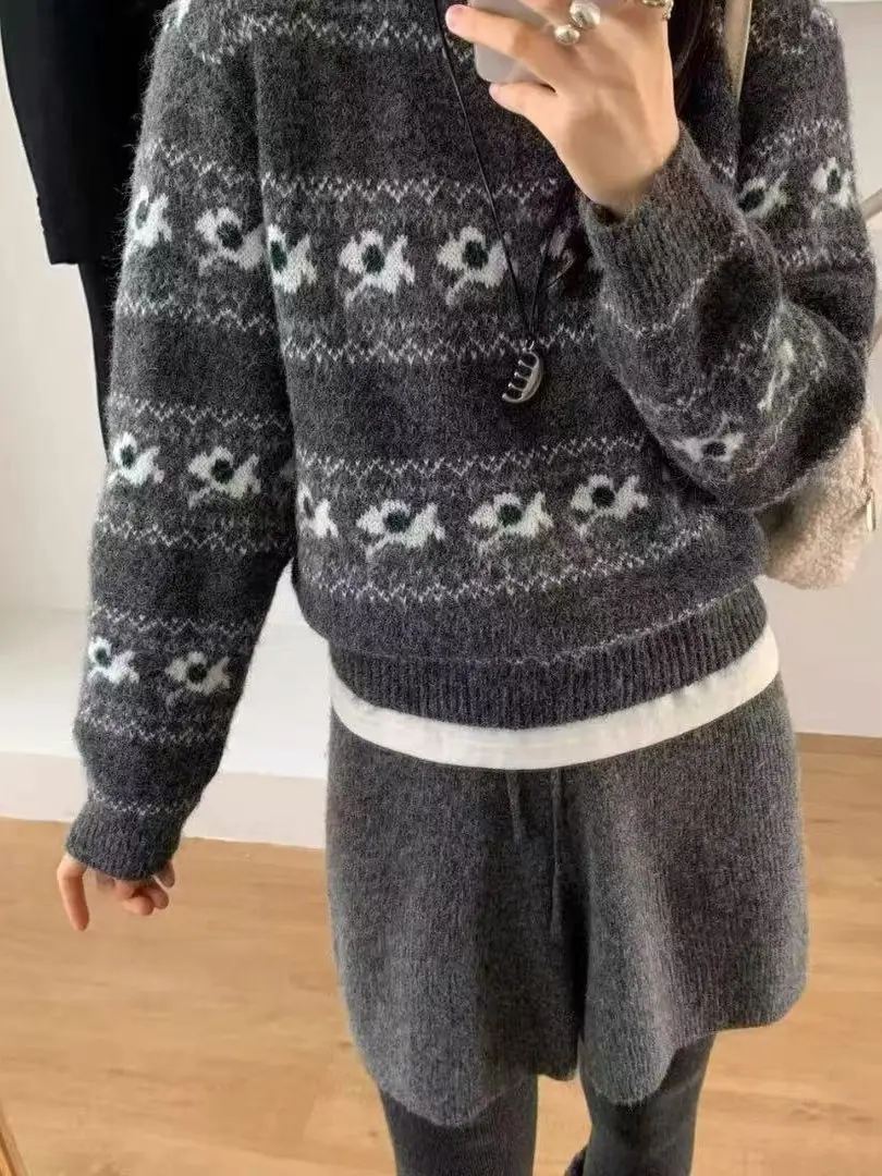 Korean Sle Fair Isle Knitted Sweater Women's Lazy Sle Overhead College Sle Trendy Flower Embroidery Polyester Fiber
