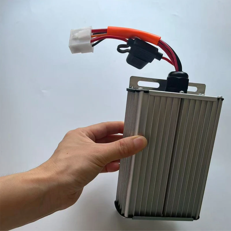36V48V72V96V To 12V 20A25A30A step-down Converter Suitable for Electric Bicycle Golf Cart Overload Short Circuit Protection