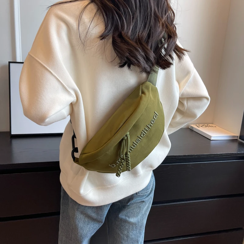 Tiptoegirls Casual Sporttas Nylon Kleine Messenger Bag 2024 Nieuwe Stijl Schoudertas Mode Letters Borduurwerk Borst Tassen